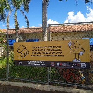 Defesa Civil de Presidente Venceslau reforça ações preventivas com faixas educativas na cidade